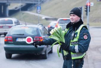 Поліцейські на дорогах здобудуть права суддів