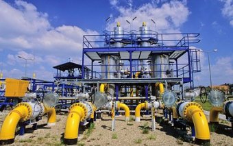 Компании Ахметова, Фирташа и Тигипко получили лицензии на поставку газа в Украину