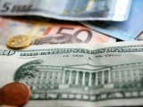 Гривня на межбанке немного укрепилась