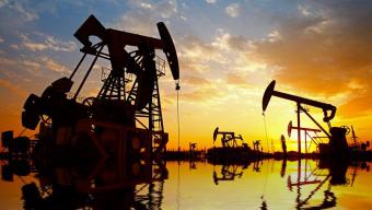 Ціна на нафту Brent наблизилася до 53 доларів за барель