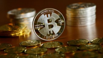 Курс біткойна пробив психологічну позначку в $7000