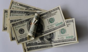 Межбанк открылся долларом по 26,24