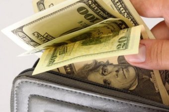 Гривня на межбанке торгуется около 28,29 за доллар