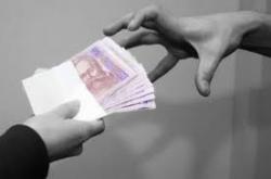 Employee of the National University of STS was caught during bribery