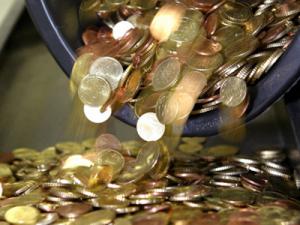 Доходы госбюджета в январе-феврале выросли на 2,5%
