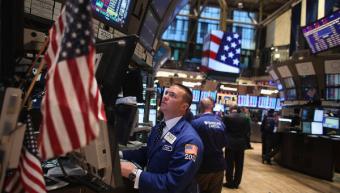 Биржи США открылись снижением на фоне победы Трампа