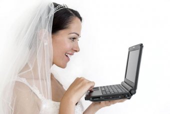 В Украине можно будет жениться и зарегистрировать детей через интернет