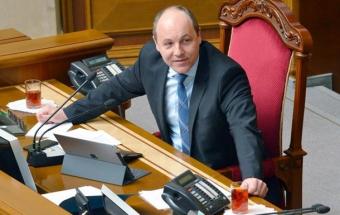 Парубий будет лишать депутатов-прогульщиков части зарплаты