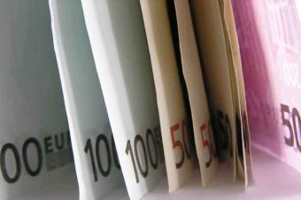 Курс безготівкового долара продовжив зниження