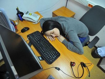 У 10 міністерствах Казахстану відключають комп&rsquo;ютери для боротьби з роботою понад норму