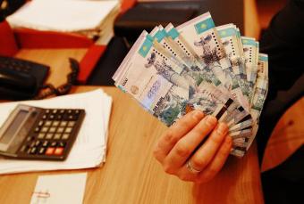 Нацбанк РК виплатив перший транш компенсацій по депозитах