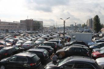 У листопаді продажі бу автомобілів виросли на 51%