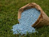 Україна ввела нові санкції проти російських постачальників міндобрив