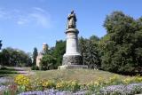 В Чернигове за 700 тысяч грн памятник Хмельницкому развернут спиной к Москве