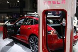 Будет жить более 25 лет - 5 интересных фактов о аккумуляторах Tesla