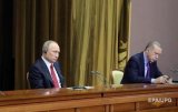 Володимир Путін на переговорах перекинув стілець Ердогана