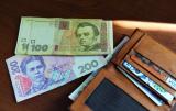 Середня зарплата в Україні за рік зросла на 40 відсотків