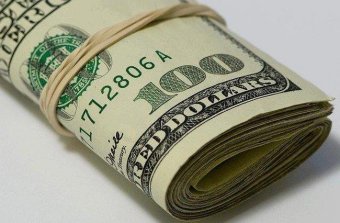 За доллар на межбанке дают 26,27 гривны