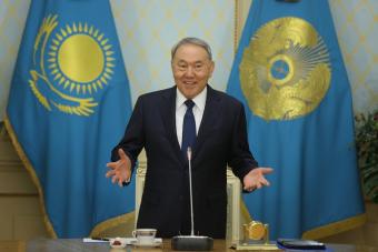 Назарбаев рассказал анекдот про разницу между городом и селом