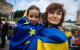 Вперед за паспортами. Безвиз на низком старте. Сюжет