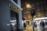 Крупнейший банк Швеции запретил сотрудникам торговать криптовалютами