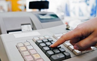 Кабмін вирішив заборонити продаж підакцизних товарів без касових апаратів