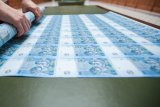 Гривня обвалилася на міжбанку