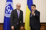 МВФ попередив Гройсмана про можливий зрив траншу &mdash; ЗМІ
