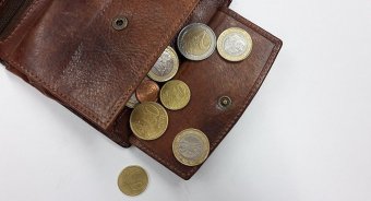 Банки Казахстана пытались скрыть бедственное положение