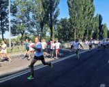 Около 800 человек в вышиванках устроили праздничный забег
