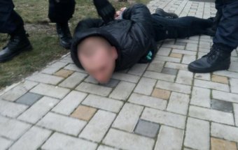 Чиновники ГМС торговали биометрическими паспортами