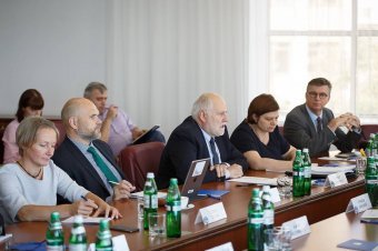 IMF Recommends Reducing Number of Ukrainian Taxmen