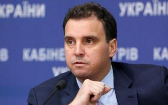 Абромавичус решил подать в от ставку