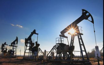 Цена на нефть Brent поднялась выше 49 долларов