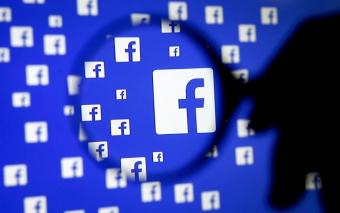 Facebook заборонив фото статуї Нептуна за &laquo;оголення&raquo;