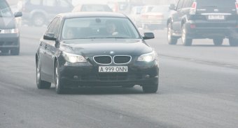Престижні державні номери подорожчають в Казахстані з 1 січня