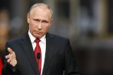РФ готова передати Україні кораблі з анексованого Криму, - Путін