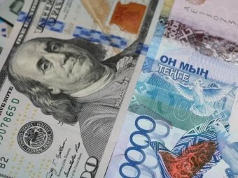 Курс доллара подскочил до 384 тенге в Казахстане