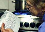 Рахунки за комуналку: чи вигідно списувати їх із зарплатних карток - експерт