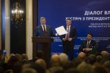 Порошенко отложил налог на выведенный капитал из-за позиции Запада