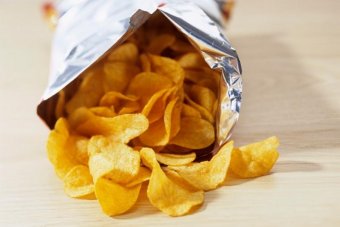 Казахстані можуть заборонити рекламу шкідливих продуктів