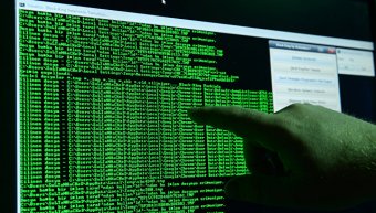 Російський банк вперше атакували через міжнародну систему SWIFT