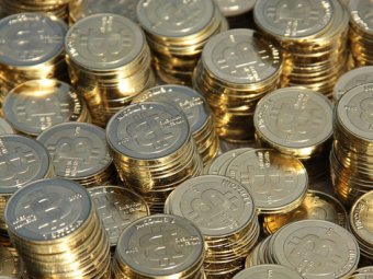Биткоин опять опустился ниже $10 000