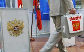 СМИ: Путин специально оттягивает предвыборную кампанию