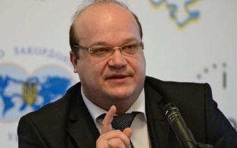 Посол у США заявляє, що його намагаються дискредитувати інтернет-шахраї