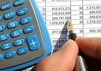 В Кабмине предлагают упростить процедуру регистрации плательщиков НДС и единого налога