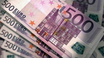 Евро на межбанке пересек значение 33 гривни