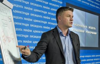 Порошенко подписал три закона, которые уменьшат налоговое давление на предпринимателей, - Шимкив