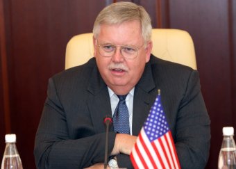 США поднимают сельское хозяйство России - похвастался экс-посол Америки в Москве Теффт