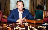 Мер Дніпра виписав собі і заступникам премію у 800%